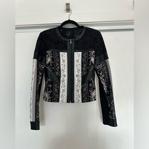 BCBG embroidery flower blazer